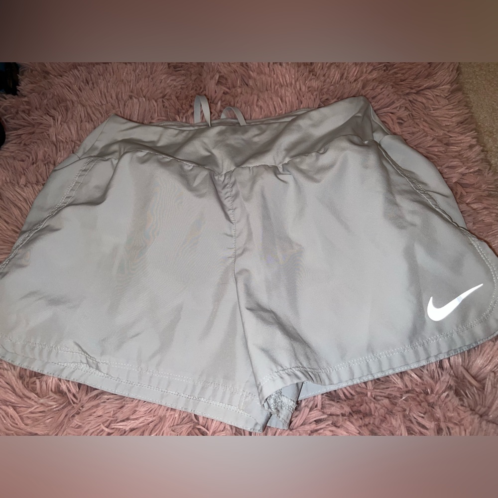 Grey Nike shorts